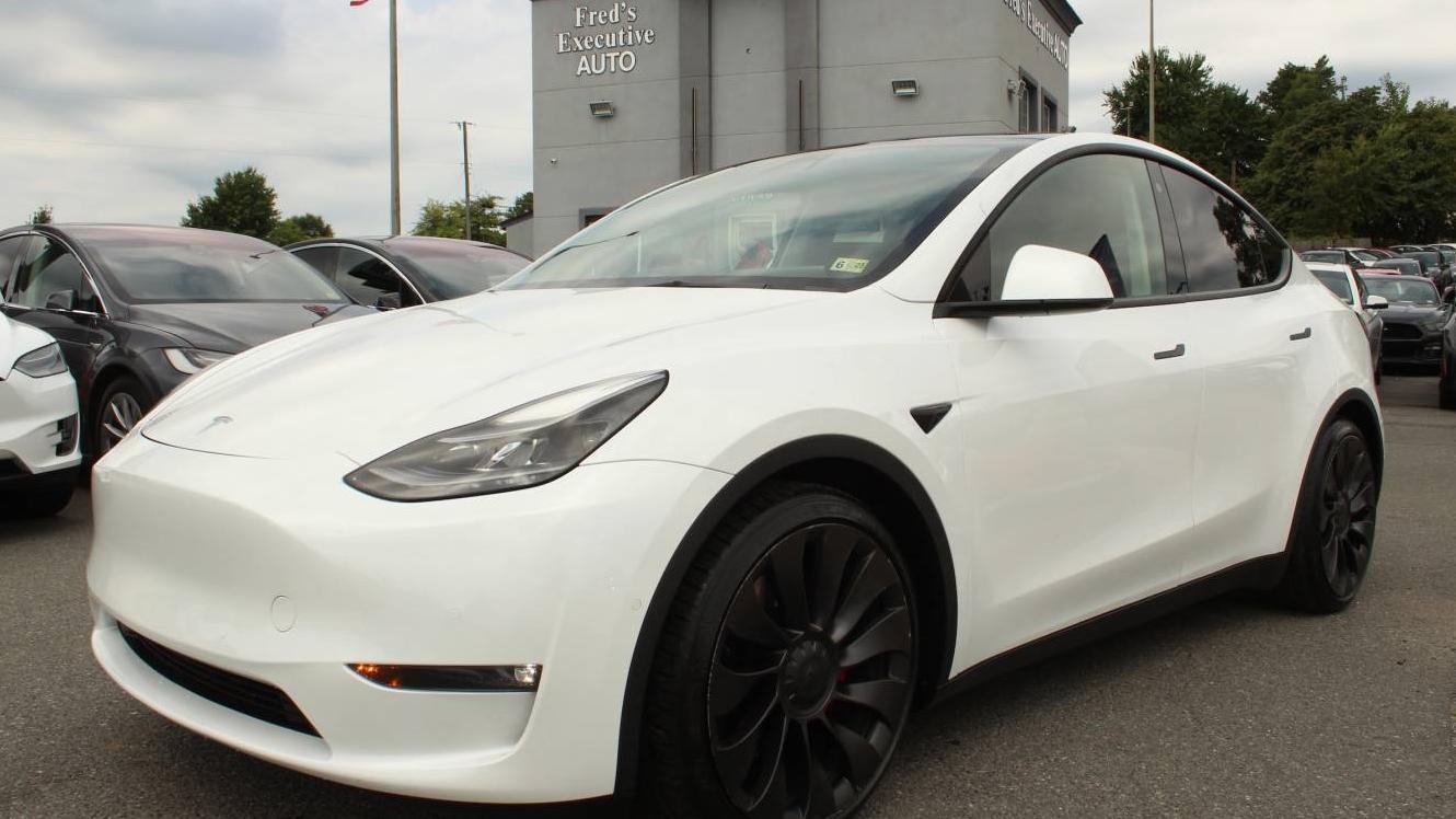 TESLA MODEL Y 2022 7SAYGDEF0NF380651 image